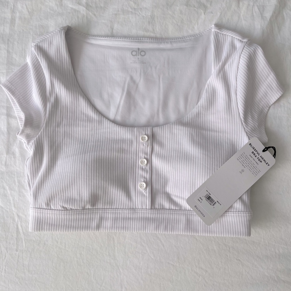 NWT Alo Yoga Blissful Henley Bra Top S